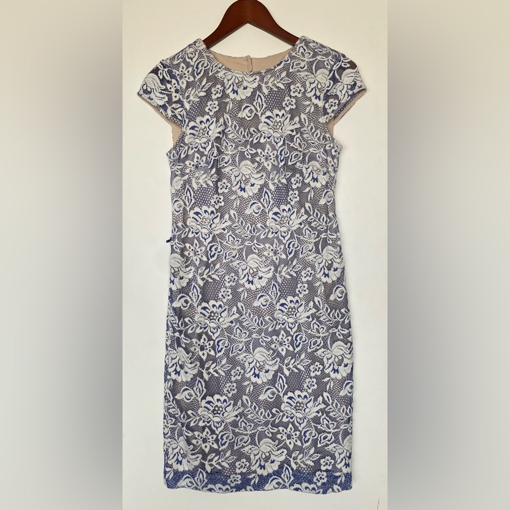 Phoebe Couture - Blue / White Floral Zip Up Open Back Midi Dress - Size 4